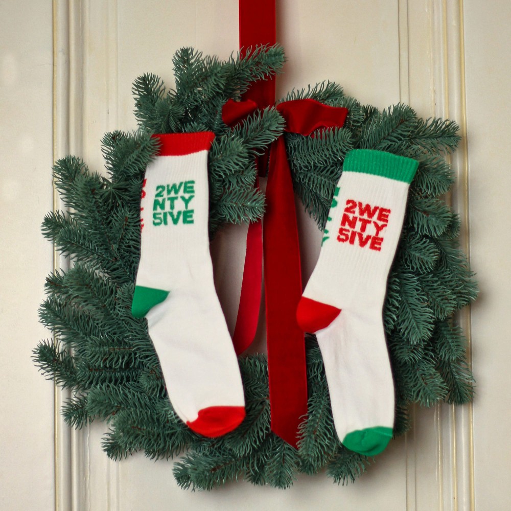 “Holly Jolly” socks