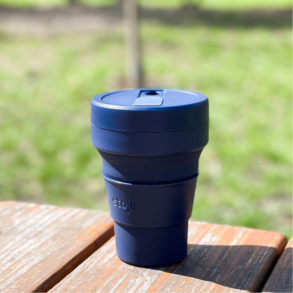 Folding cup Stojo