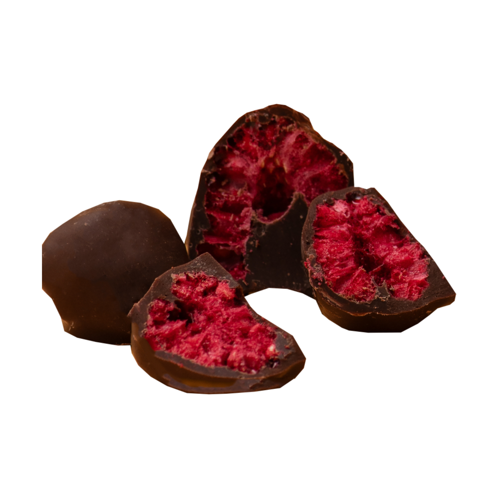 Freeze-dried raspberry in dark vegan chocolate 72%